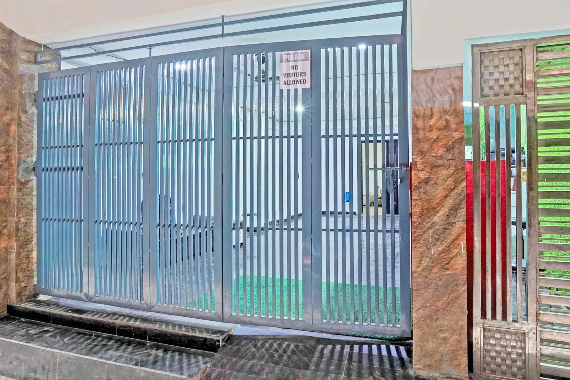 新德里 Twamev Residency酒店 外观 照片