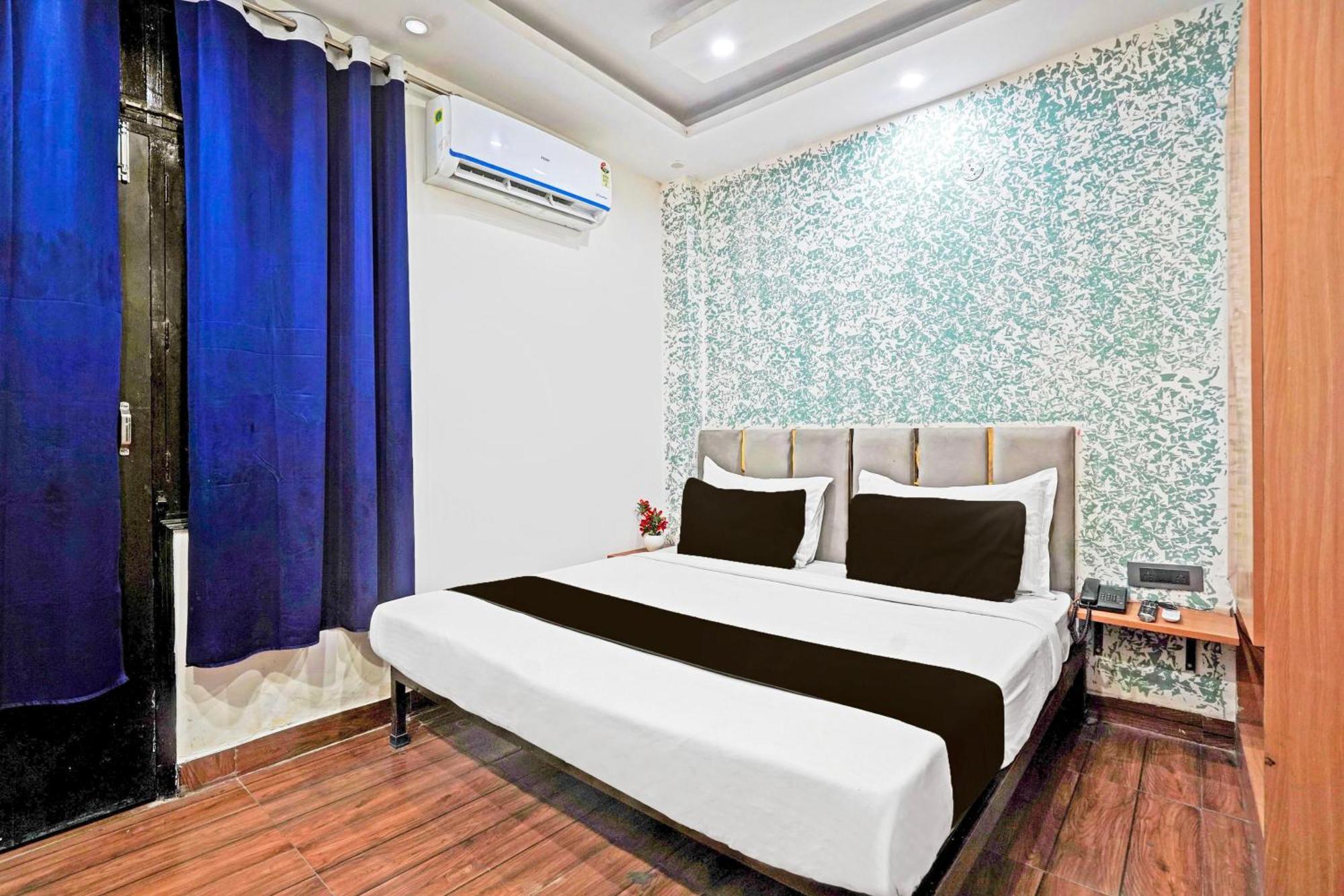 新德里 Twamev Residency酒店 外观 照片