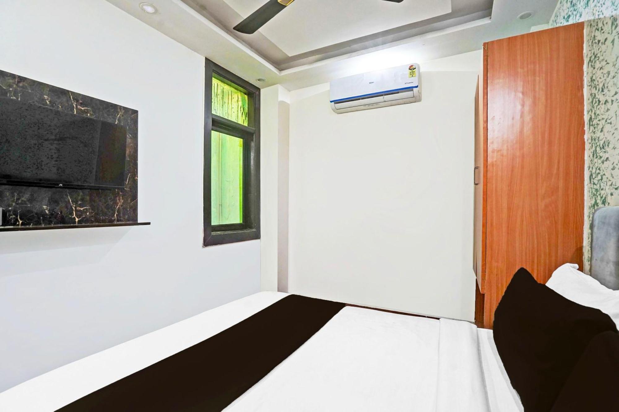 新德里 Twamev Residency酒店 外观 照片
