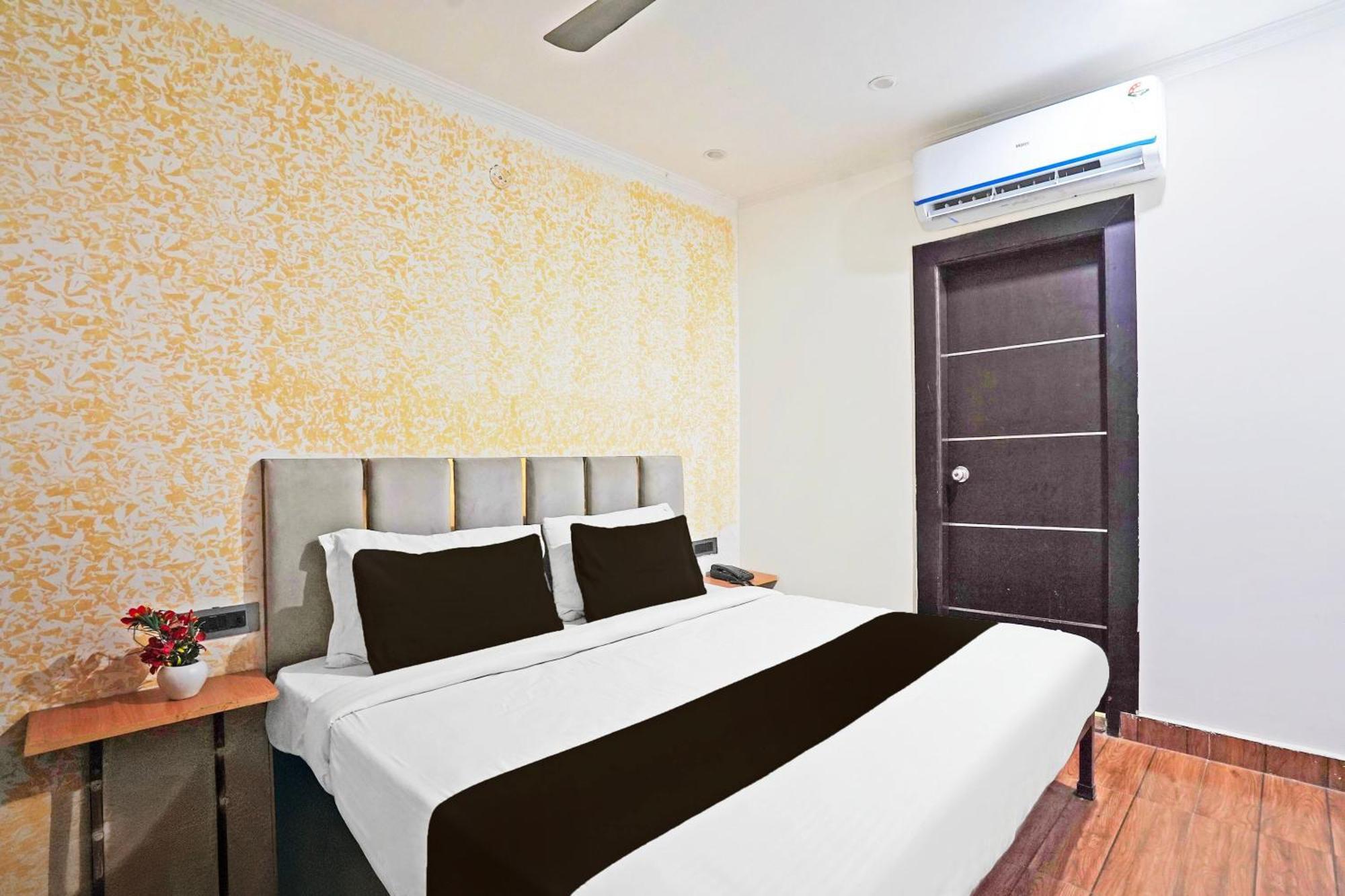 新德里 Twamev Residency酒店 外观 照片